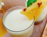 A picture of step 4 of Virgin Pinacolada.