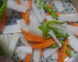 मूली का अचार (Mooli ka achar recipe in hindi) रेसिपी चरण 1 फोटो