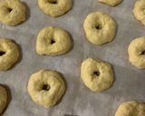 Foto langkah ke 1 dari resep Donat Empuk Rumahan.