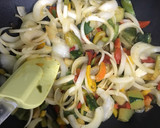 Foto del paso 2 de la receta: Wok de verduras con yakisoba