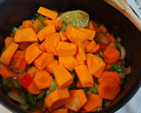 Foto del paso 4 de la receta: Carrilleras ibéricas en salsa de boniato y pimientos