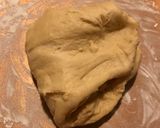 Foto del passaggio 4 della ricetta Cornetti sfogliati alla vaniglia variegati al cacao🥐