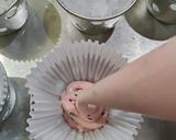 Foto langkah ke 10 dari resep Bolu Kukus Mekar.