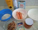 A picture of step 1 of Whole Wheat Carrot and Walnut Cake.