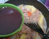 Foto langkah ke 5 dari resep Nikujaga (rebusan sayur dan daging ala jepang).