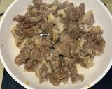 A picture of step 2 of Authentic Chinese dish：Braised Beef Brisket.