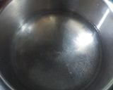 A picture of step 1 of Spinach roll in cheese sauce.