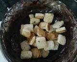 A picture of step 2 of Chocolate bread popcorn.