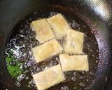 Foto langkah ke 3 dari resep Martabak Tuna Daun Kari.