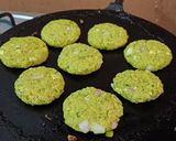 A picture of step 2 of Corn poha cutlet.