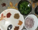 मशरूम की ग्रेवी सब्जी (mushroom ki gravy sabzi recipe in Hindi) रेसिपी चरण 2 फोटो