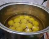Foto langkah ke 4 dari resep Onde-Onde Coklat Lumer.