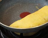 Foto langkah ke 4 dari resep Mushroom Omelette.