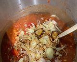A picture of step 8 of Five bean chilli.