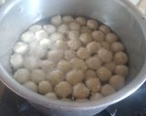 Foto langkah ke 3 dari resep Bakso ayam blender.