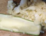 Foto del paso 2 de la receta: Zucchini rellenos con pollo