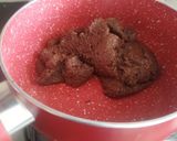 A picture of step 4 of "Choco chips Sandesh".