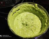Foto del paso 3 de la receta: Tostadas con Paté de Guisantes y Queso Feta a la Menta