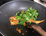 A picture of step 3 of Mushroom Briyani.