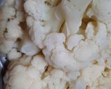 صورة لخطوة 1 من وصفة قرنبيط مقلي مقرمش