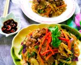 A picture of step 7 of Stir-Fried Beef Pho Noodles.