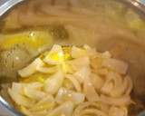 Foto del paso 2 de la receta: Crema de calabacín al cheddar con un toque de jengibre