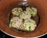 A picture of step 4 of Healthy Oats and Spinach Tikkis.