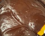 عکس مرحله 3 از دستور کیک شکلاتی با جوش شیرین