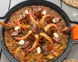 Foto del paso 10 de la receta: Paella de arroz con gambas y calamarchines 😜