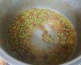 A picture of step 7 of Matar pulao.