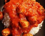 Une image de l'étape 2 de Boulettes de viande de porc au herbes et sauce tomate.