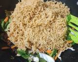 Cara Membuat Mie Goreng Jamur Kuping 3