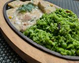 A picture of step 9 of Creamy Paneer with Spinach Rice.