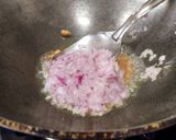 A picture of step 2 of Green Baingan Bharta.