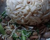 Foto langkah ke 8 dari resep Kwetiaw goreng.