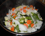 Foto del paso 10 de la receta: Noodles de arroz salteados con pollo