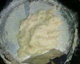 Foto langkah ke 2 dari resep Bola Roti isi Ayam.