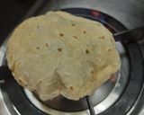 ઘઉં ની રોટલી (Wheat Rotli Recipe In Gujarati) રેસીપી સ્ટેપ3ફોટો
