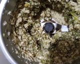 A picture of step 3 of Besan poha chilla.
