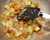A picture of step 1 of Healthy detox chicken soup.