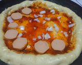 Foto langkah ke 9 dari resep Pizza sosis mozzarella.
