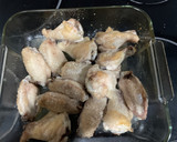 Foto del paso 1 de la receta: Alitas a la salsa del San