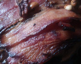 Foto del paso 7 de la receta: Lomo de cerdo mechado con guarnición de verduras salteadas