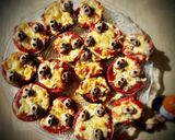 Foto del paso 3 de la receta: Mini pizzas fit terroríficas (con base berenjena)