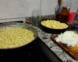 Foto del paso 1 de la receta: Pollo con papas en paellera