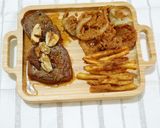 Foto langkah ke 5 dari resep 187. Bistik Sapi dengan Saus Madu dan Onion Rings.