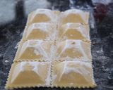 Foto del paso 2 de la receta: Raviolones de mozzarella & panceta ahumada