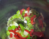 Foto del paso 3 de la receta: Arroz meloso con calamares en Mambo Cecotec