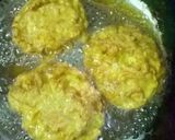 Foto langkah ke 3 dari resep Telur Dadar Wortel 1 telur dadakan.