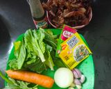 Foto langkah ke 1 dari resep Tumis sayur campur jamur kuping.